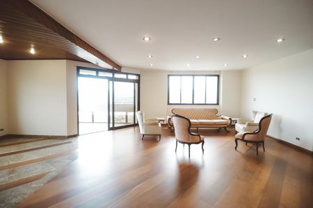 Apartamento à venda com 275m², 5 quartos e 4 vagasSala