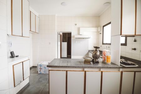 Apartamento à venda com 275m², 5 quartos e 4 vagasCozinha