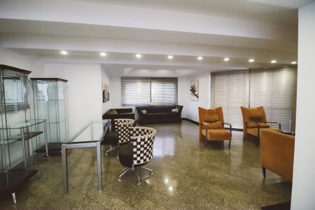 Apartamento à venda com 275m², 5 quartos e 4 vagasÁrea comum - Salão de festas