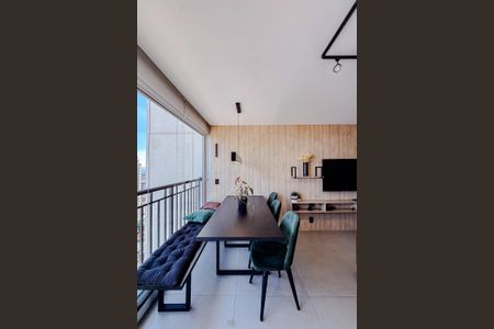Varanda de apartamento à venda com 2 quartos, 67m² em Vila Bertioga, São Paulo