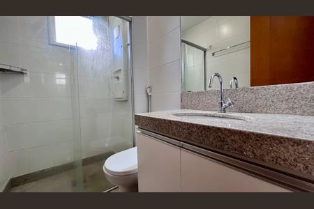 Apartamento à venda com 90m², 3 quartos e 2 vagasbanho