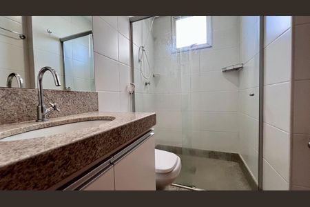 Apartamento à venda com 90m², 3 quartos e 2 vagasbanho