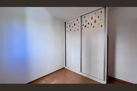 Apartamento à venda com 90m², 3 quartos e 2 vagasquarto 