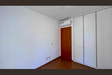 Apartamento à venda com 90m², 3 quartos e 2 vagasquarto 
