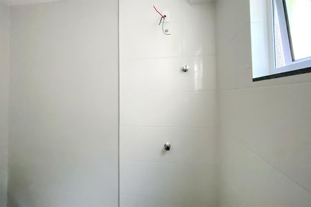 Casa à venda com 83m², 3 quartos e 1 vagaBanheiro