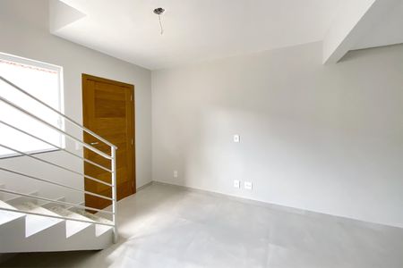 Casa à venda com 83m², 3 quartos e 1 vagaSala