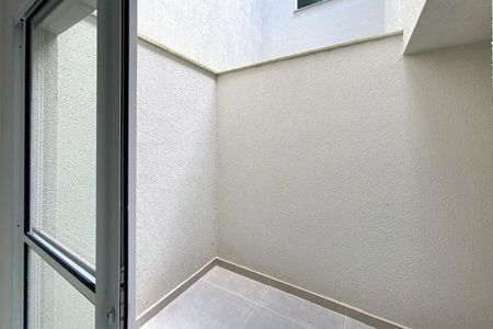 Casa à venda com 83m², 3 quartos e 1 vagaVaranda