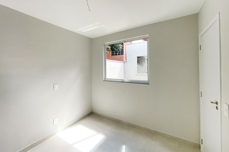 Casa à venda com 83m², 3 quartos e 1 vagaQuarto 2