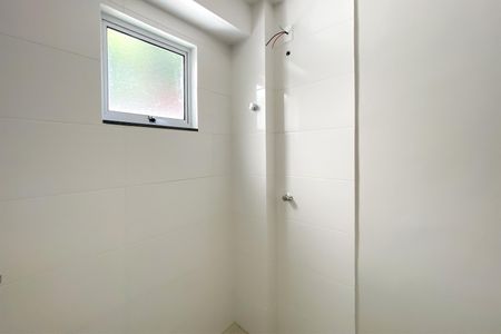 Casa à venda com 83m², 3 quartos e 1 vagaBanheiro