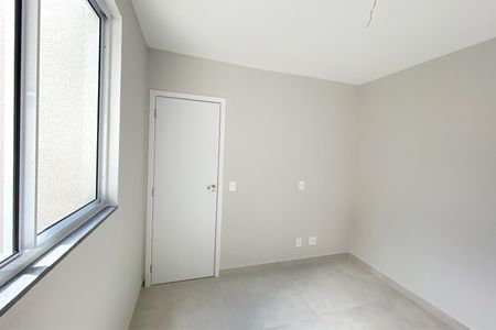 Casa à venda com 83m², 3 quartos e 1 vagaQuarto 2