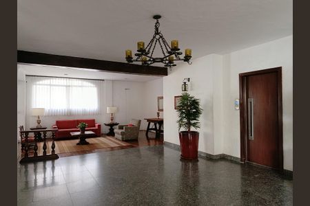 Apartamento para alugar com 118m², 3 quartos e 2 vagas Apartamento para alugar com 118m², 3 quartos e 2 vagasHall social