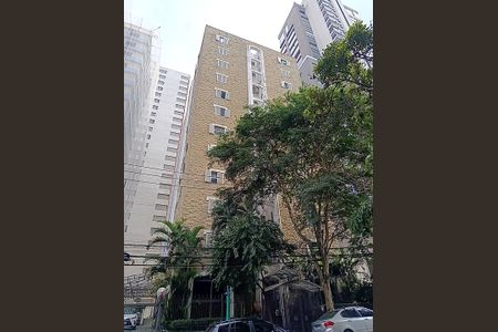 Apartamento para alugar com 118m², 3 quartos e 2 vagas Apartamento para alugar com 118m², 3 quartos e 2 vagasFachada