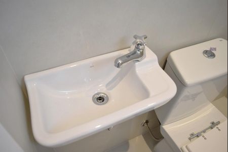 Apartamento para alugar com 118m², 3 quartos e 2 vagasÁrea de Serviço - banheiro
