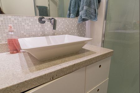 Apartamento à venda com 78m², 1 quarto e 2 vagasBanheiro da Suíte