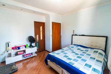 Suite 1 de casa à venda com 3 quartos, 200m² em Jardim Prudência, São Paulo