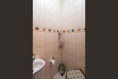 Casa à venda com 200m², 3 quartos e 1 vagaLavabo