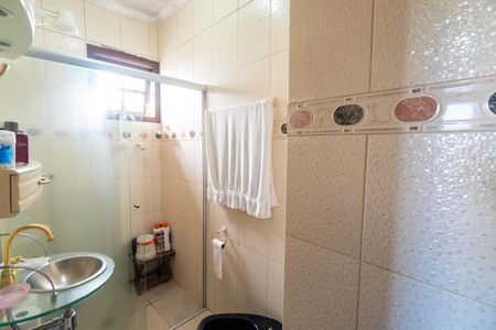 Casa à venda com 200m², 3 quartos e 1 vagaBanheiro da Suíte 1