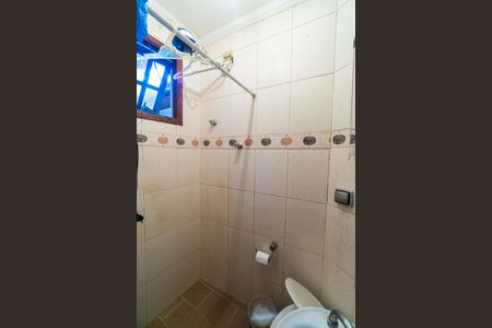 Casa à venda com 200m², 3 quartos e 1 vagaBanheiro dos Fundos
