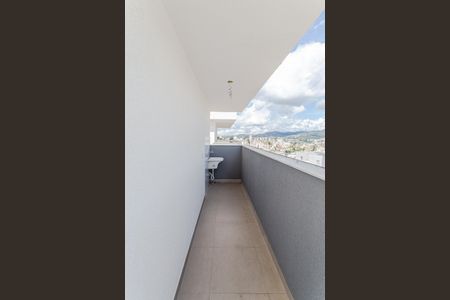 Apartamento à venda com 185m², 3 quartos e 3 vagas Apartamento à venda com 185m², 3 quartos e 3 vagasÁrea de Serviço na Cobertura