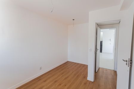 Apartamento à venda com 185m², 3 quartos e 3 vagas Apartamento à venda com 185m², 3 quartos e 3 vagasSuíte