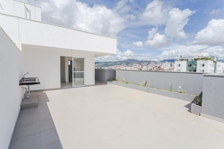 Apartamento à venda com 185m², 3 quartos e 3 vagas Apartamento à venda com 185m², 3 quartos e 3 vagasCobertura