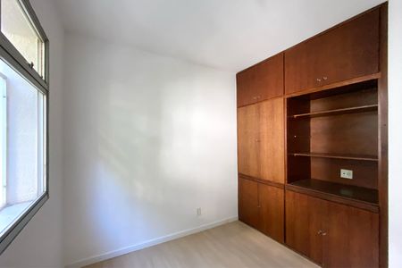 Apartamento para alugar com 85m², 3 quartos e 2 vagas Apartamento para alugar com 85m², 3 quartos e 2 vagasQuarto 3