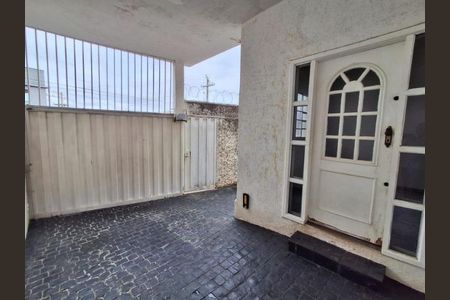 Garagem de casa para alugar com 3 quartos, 170m² em Tabajaras, Uberlândia