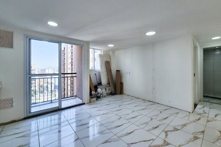 Sala  de apartamento para alugar com 1 quarto, 40m² em São Francisco Xavier, Rio de Janeiro