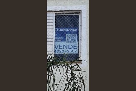 Apartamento para alugar com 44m², 2 quartos e 1 vagaPlaca instalada em 04/04 com o código EEJV-167