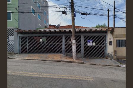 Casa à venda com 277m², 3 quartos e 2 vagasFachada