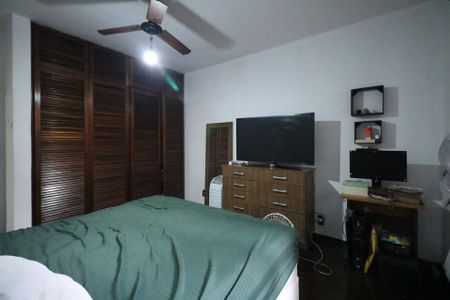 Casa à venda com 277m², 3 quartos e 2 vagasQuarto 1