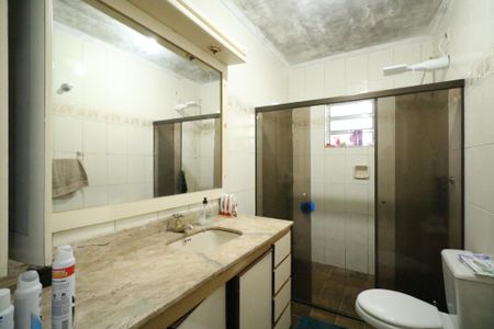 Casa à venda com 277m², 3 quartos e 2 vagasBanheiro