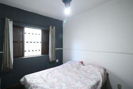 Casa à venda com 277m², 3 quartos e 2 vagasQuarto 2