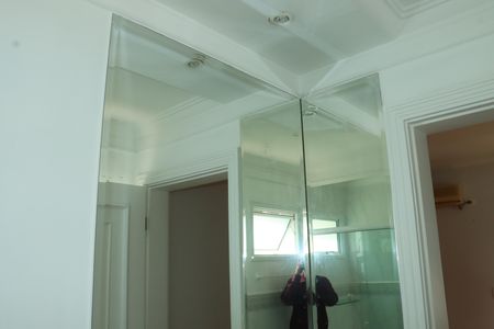 Casa de condomínio para alugar com 517m², 5 quartos e 4 vagasBanheiro da Suíte 2