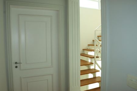 Casa de condomínio para alugar com 517m², 5 quartos e 4 vagasCorredor