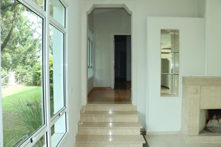 Casa de condomínio para alugar com 517m², 5 quartos e 4 vagasCorredor