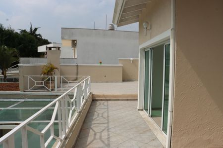 Casa de condomínio para alugar com 517m², 5 quartos e 4 vagasVaranda da Suíte 3