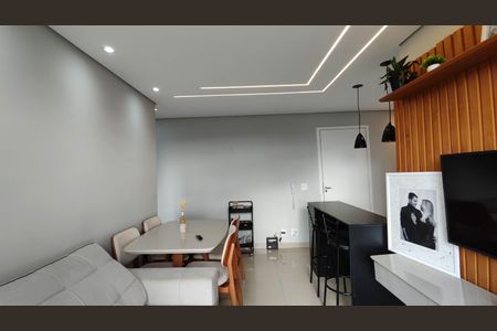 Sala de apartamento para alugar com 2 quartos, 52m² em Parque Imperial, Ferraz de Vasconcelos