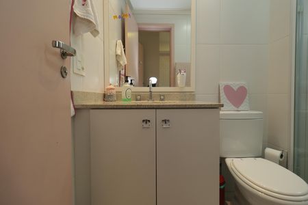 Apartamento à venda com 76m², 2 quartos e 1 vagaBanheiro da Suíte 1