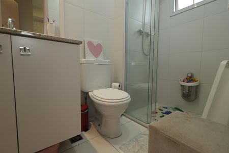 Apartamento à venda com 76m², 2 quartos e 1 vagaBanheiro da Suíte 1