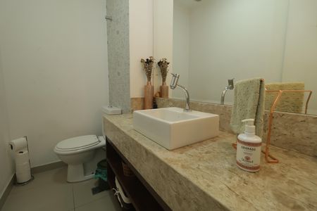 Apartamento à venda com 76m², 2 quartos e 1 vagaLavabo