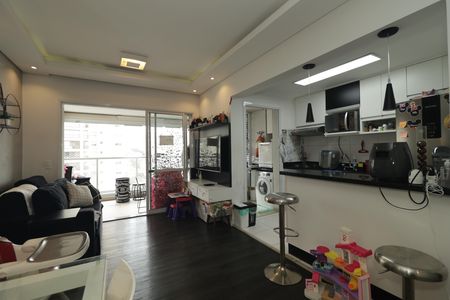 Apartamento à venda com 76m², 2 quartos e 1 vagaSala