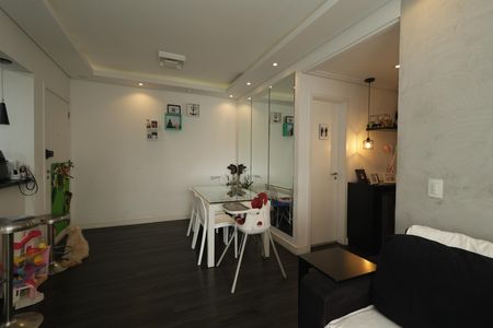 Apartamento à venda com 76m², 2 quartos e 1 vagaSala