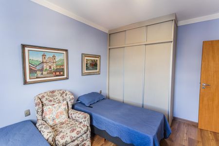 Apartamento à venda com 69m², 2 quartos e 1 vagaQuarto 2