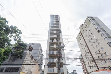 Apartamento à venda com 69m², 2 quartos e 1 vagaFachada