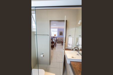 Apartamento à venda com 69m², 2 quartos e 1 vagaBanheiro Social