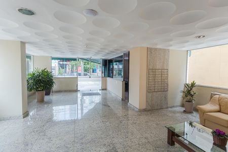 Apartamento à venda com 69m², 2 quartos e 1 vagaHall de entrada