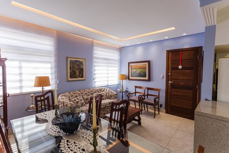 Apartamento à venda com 69m², 2 quartos e 1 vagaSala