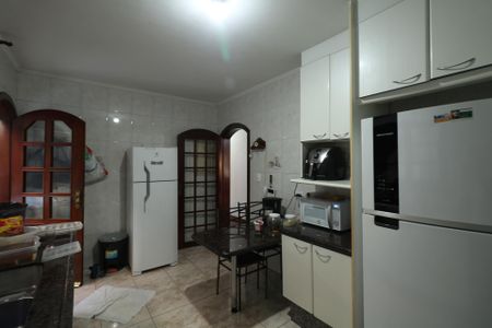 Casa à venda com 700m², 6 quartos e 6 vagas Casa à venda com 700m², 6 quartos e 6 vagasCozinha