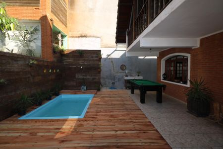 Casa à venda com 700m², 6 quartos e 6 vagas Casa à venda com 700m², 6 quartos e 6 vagasPiscina 1